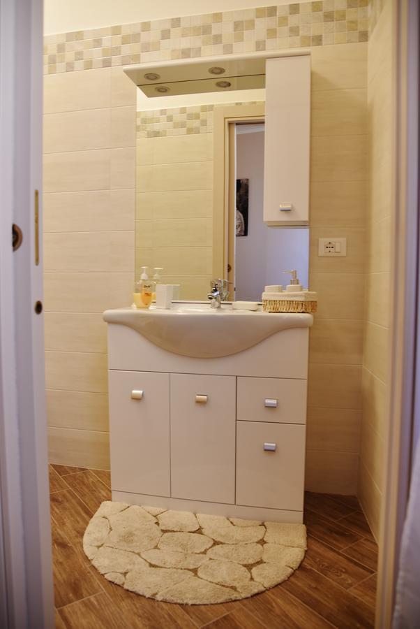 Fabio Guest House Deluxe روما المظهر الخارجي الصورة