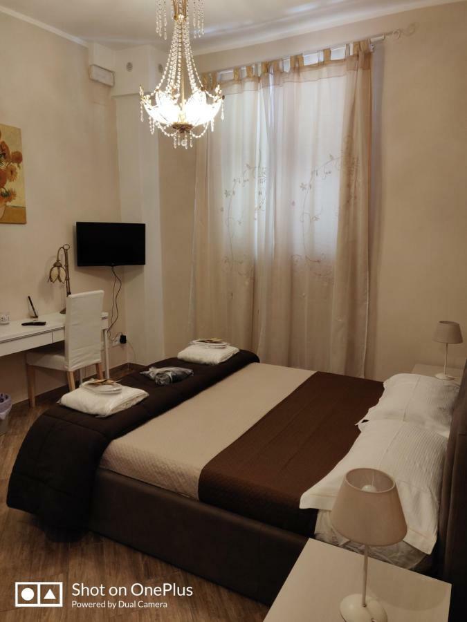 Fabio Guest House Deluxe روما المظهر الخارجي الصورة
